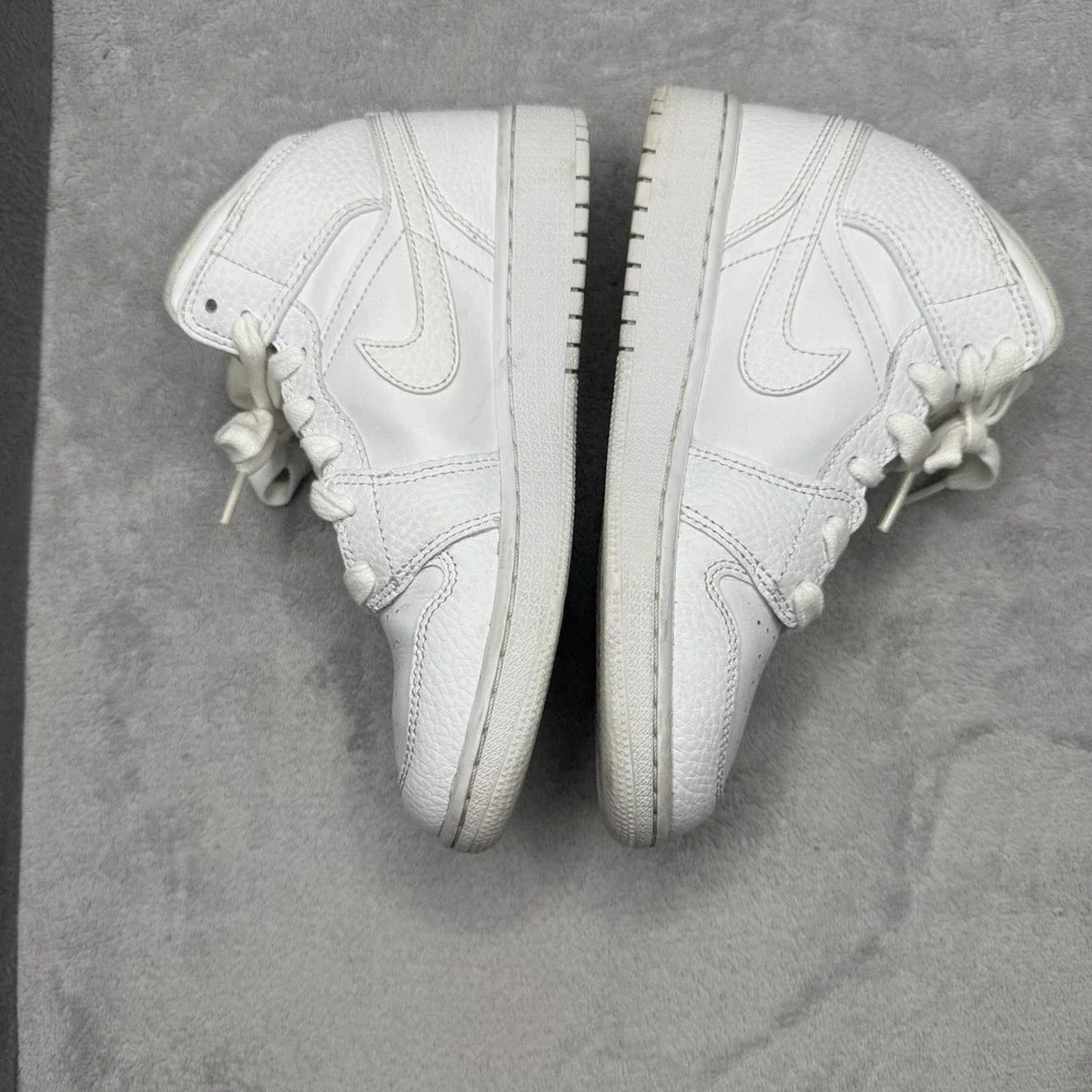 Air Jordan 1 Mid GS Triple White 3.5Y White Leather Sneakers 554725-130